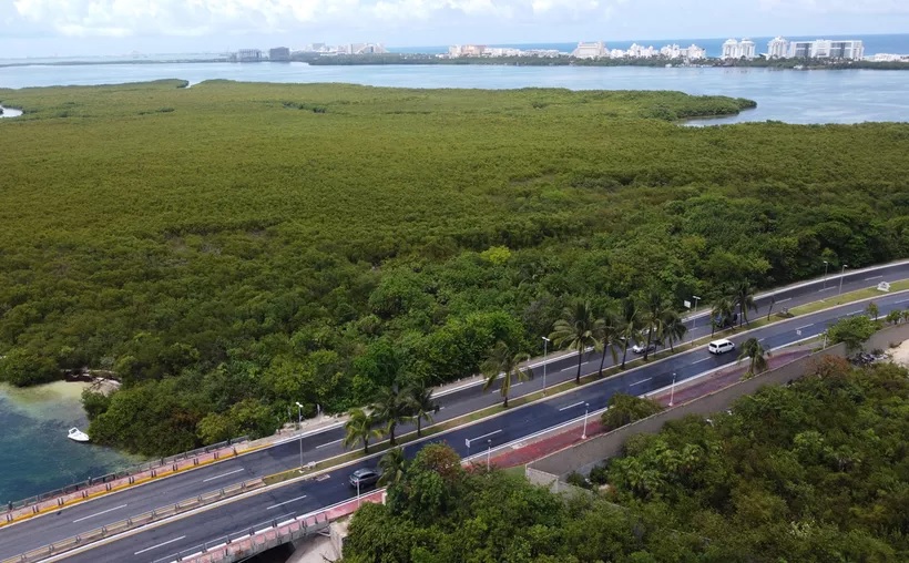 “Se caen” dos hoteles de Cancún antes de su construcción