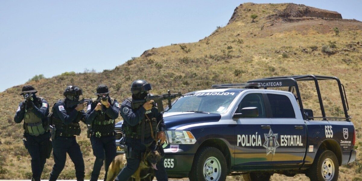 Tras agresión en Fresnillo, elementos de la Policía Estatal aseguraron armas de fuego