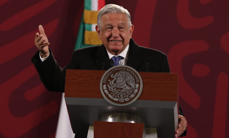 AMLO reitera la construcción del puente en Cancún con una inversión de 6 mil mdp