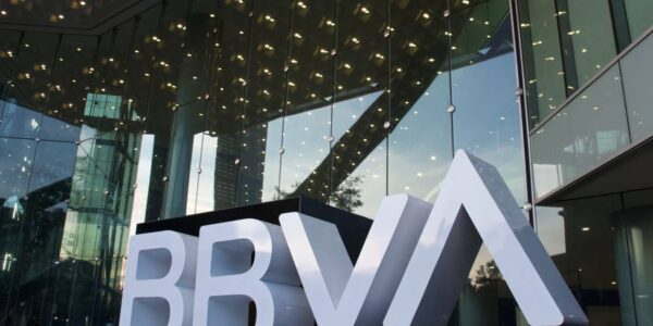 BBVA elevó el pronóstico de crecimiento de México a 2% para este año