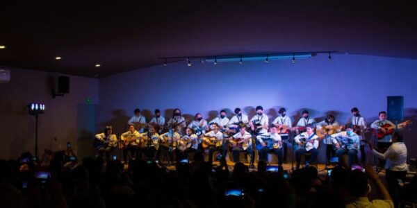 Gran noche musical con la Rondalla de la FPMC