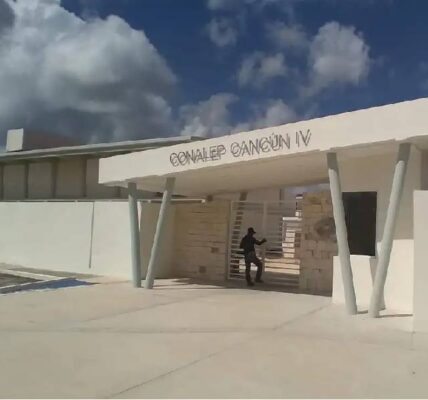 Inauguran CONALEP IV de Cancún