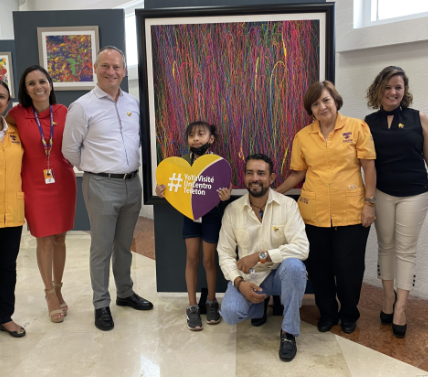 Exhiben obras de niños del CRIT Quintana Roo en el aeropuerto de Cancún