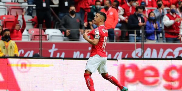 El Toluca del uruguayo Fernández retará al Cruz Azul del paraguayo Romero