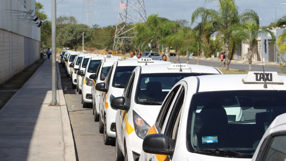 Se entregaron más de 285 concesiones a operadores de transporte público