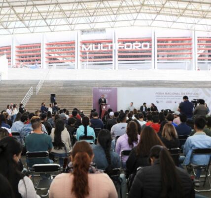 Realizan Feria Nacional del Empleo en Zacatecas