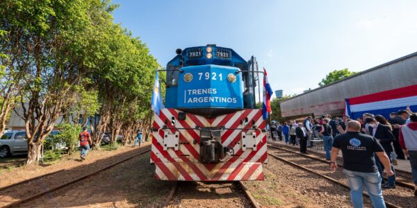 Argentina y Paraguay retoman cruce ferroviario internacional