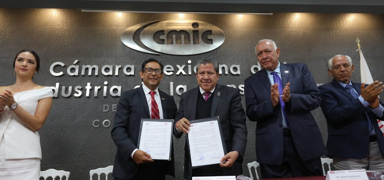 Por el desarrollo y bienestar de Zacatecas, ratifica Gobernador David Monreal colaboración con los constructores