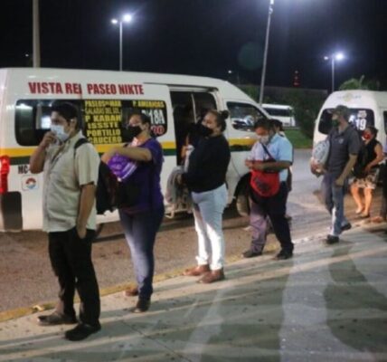 Proponen paraderos de transporte nocturno para trabajadores de Cancún