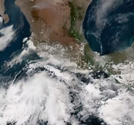 Depresión Tropical ‘Tres’ se forma en Quintana Roo; prevén que evolucione a ciclón en 48 horas